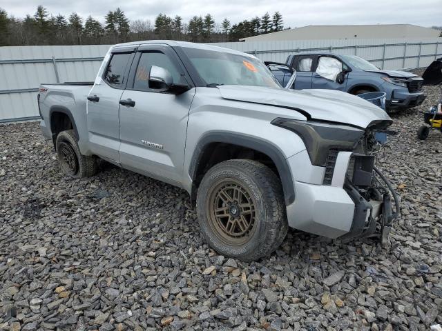 Photo 3 VIN: 5TFJA5DA8NX052086 - TOYOTA TUNDRA 