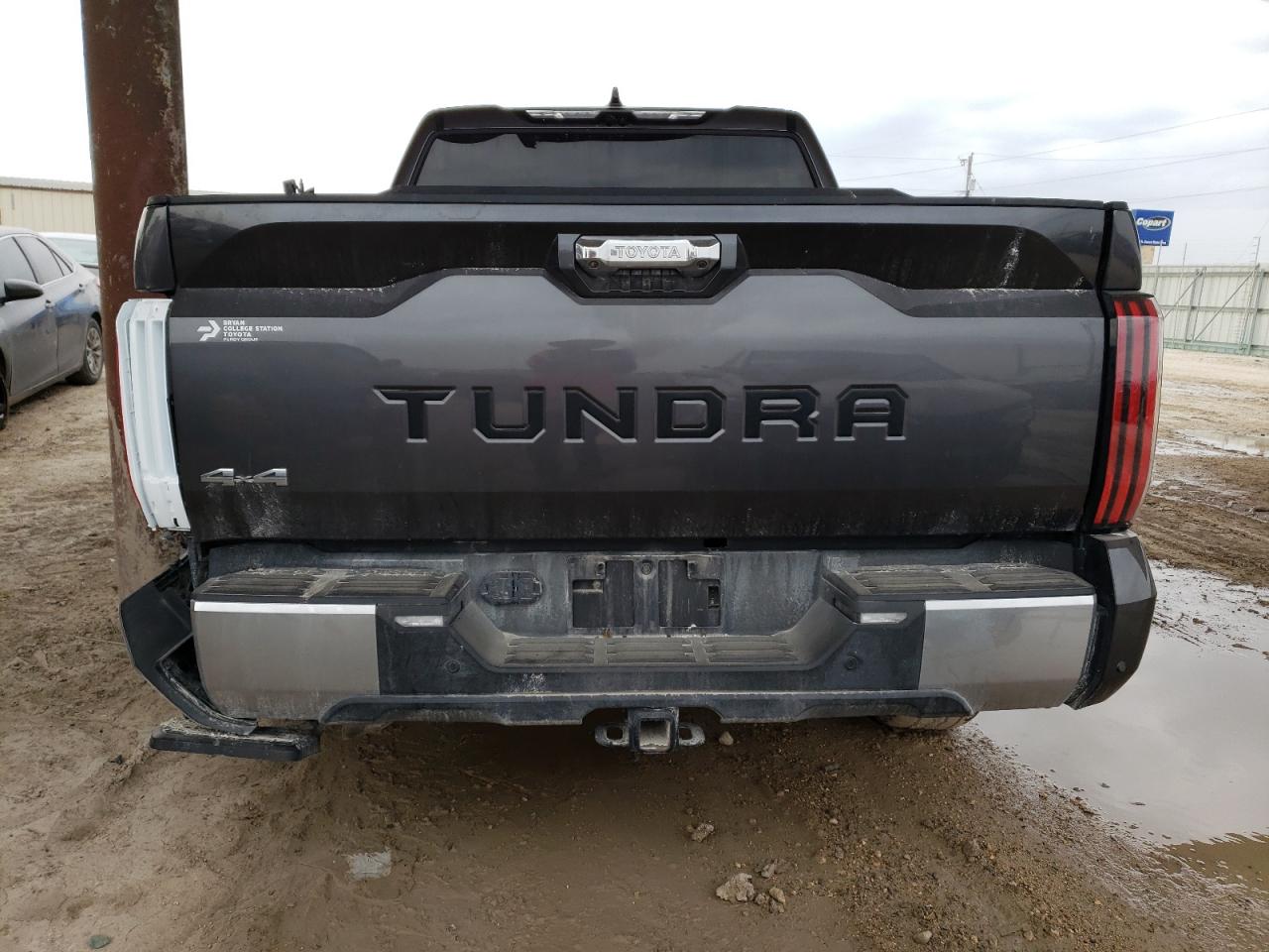 Photo 5 VIN: 5TFJA5DB3PX083290 - TOYOTA TUNDRA 