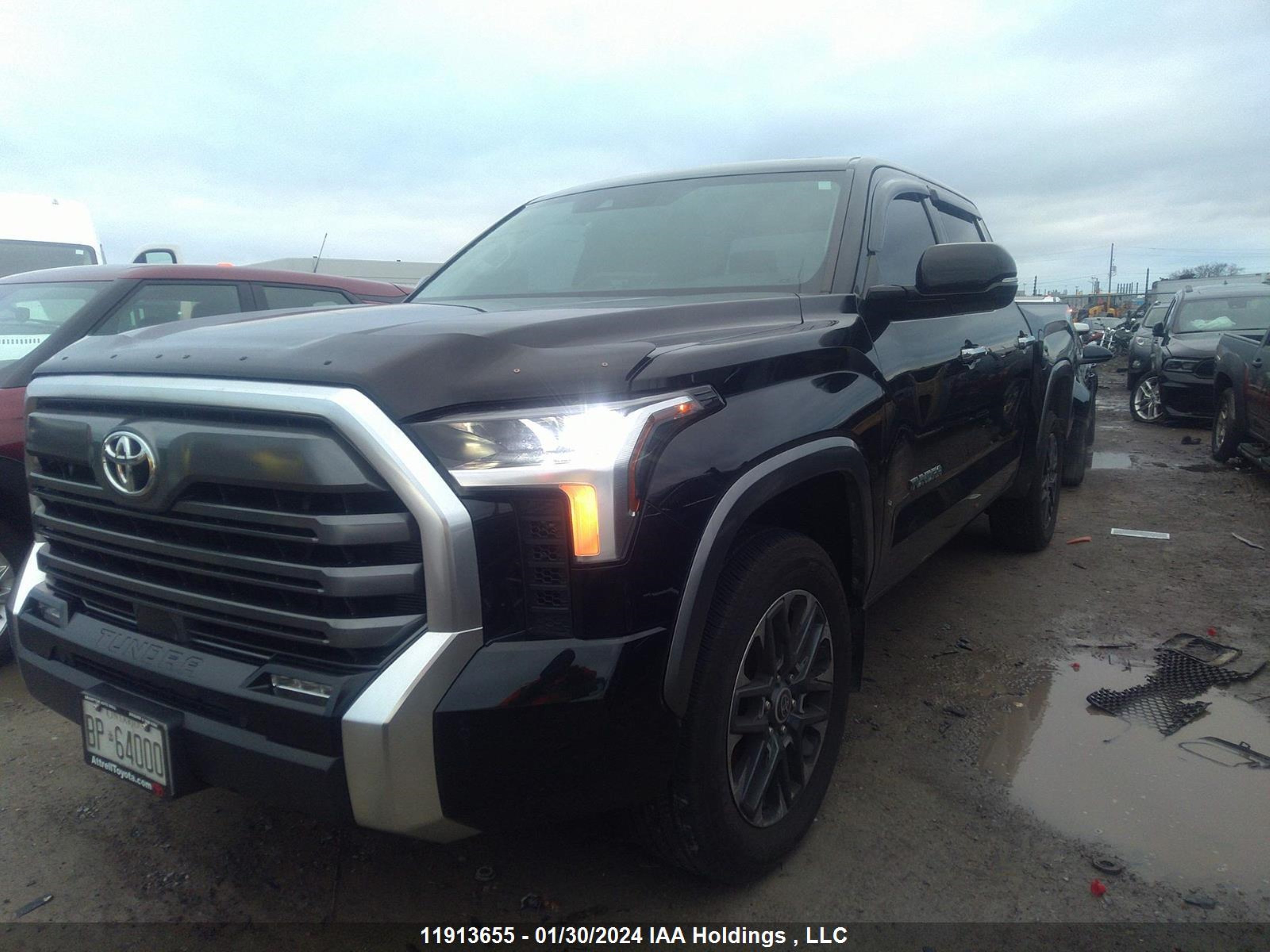 Photo 1 VIN: 5TFJA5DB6NX017409 - TOYOTA TUNDRA 