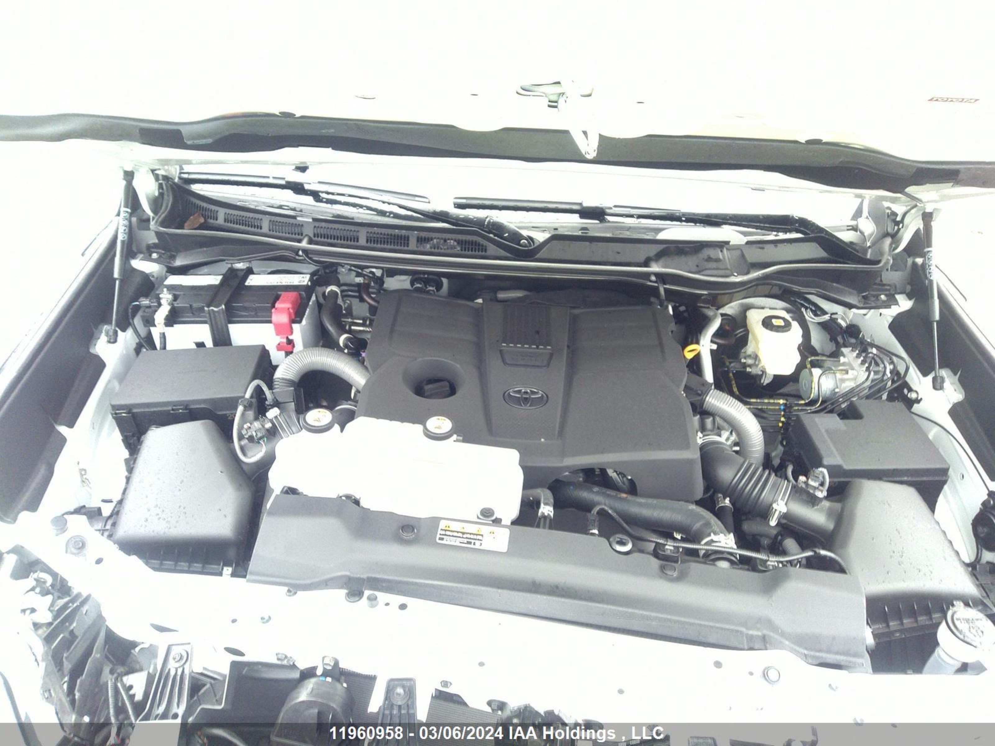 Photo 9 VIN: 5TFJA5DB9RX141583 - TOYOTA TUNDRA 