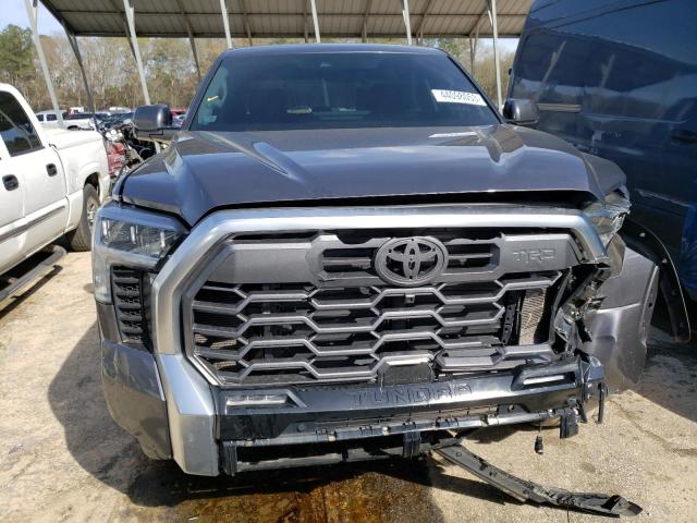 Photo 4 VIN: 5TFJA5DBXNX018739 - TOYOTA TUNDRA CRE 