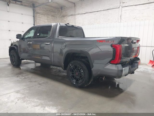 Photo 2 VIN: 5TFJA5EC8PX020077 - TOYOTA TUNDRA 