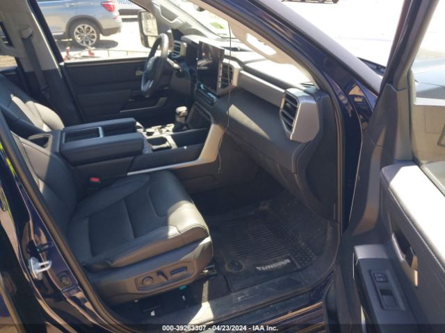 Photo 4 VIN: 5TFJA5ECXNX009885 - TOYOTA TUNDRA 