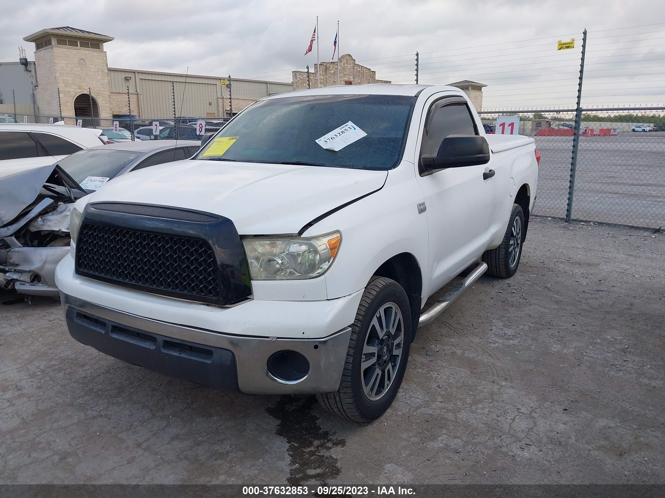 Photo 1 VIN: 5TFJT52177X001890 - TOYOTA TUNDRA 