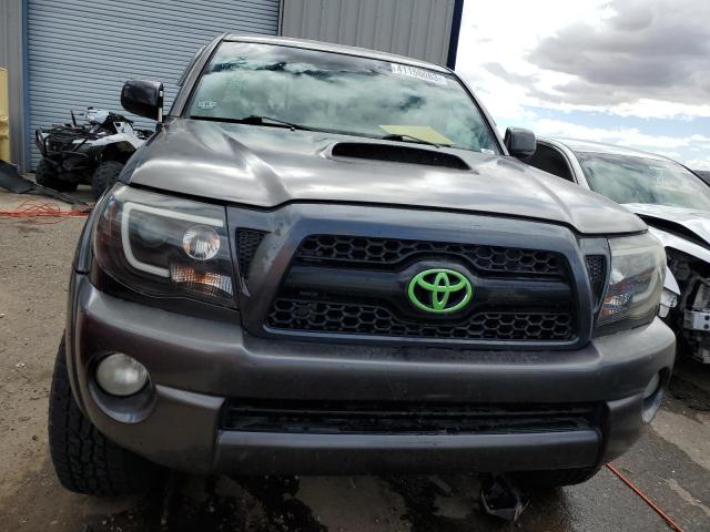 Photo 4 VIN: 5TFJU4GN0BX007557 - TOYOTA TACOMA DOU 