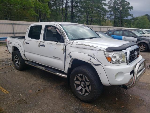 Photo 3 VIN: 5TFJU4GN0BX011835 - TOYOTA TACOMA 