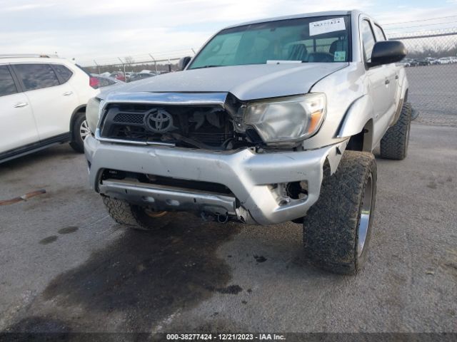 Photo 5 VIN: 5TFJU4GN0DX039668 - TOYOTA TACOMA 