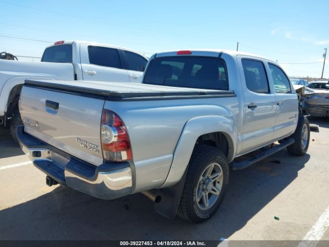 Photo 3 VIN: 5TFJU4GN0DX045678 - TOYOTA TACOMA 