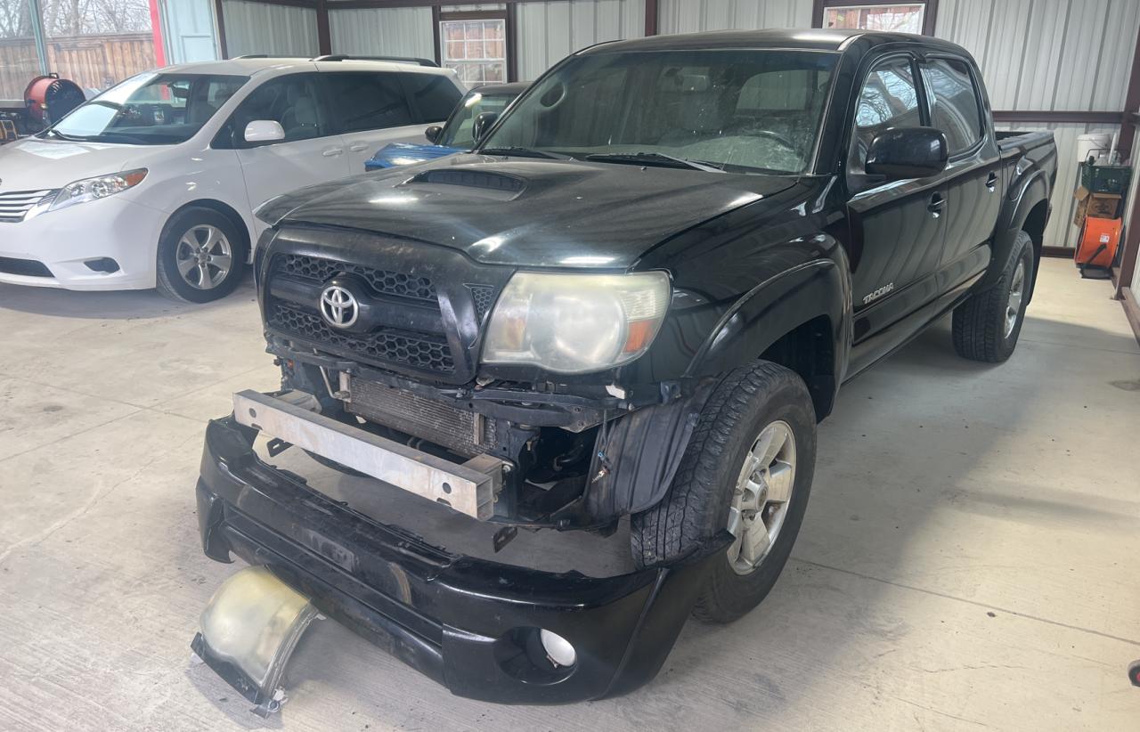 Photo 2 VIN: 5TFJU4GN1BX006630 - TOYOTA TACOMA 