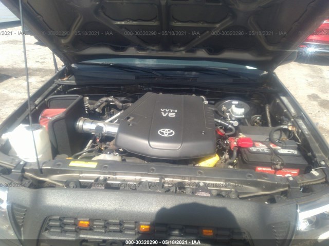 Photo 9 VIN: 5TFJU4GN2BX009228 - TOYOTA TACOMA 