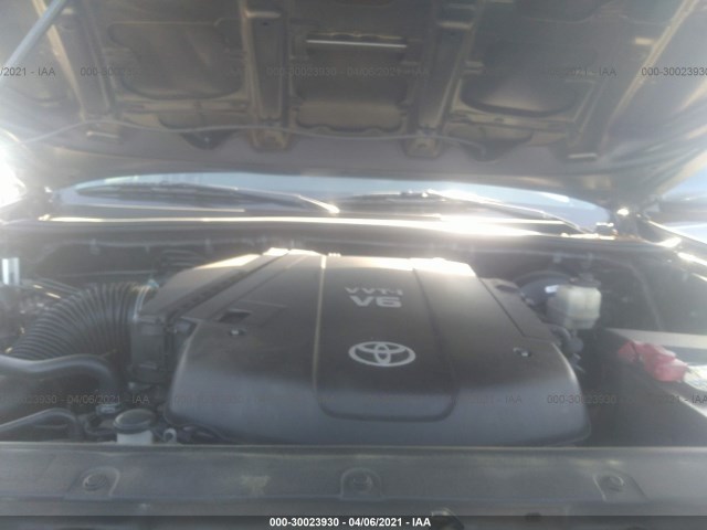 Photo 9 VIN: 5TFJU4GN2DX029868 - TOYOTA TACOMA 