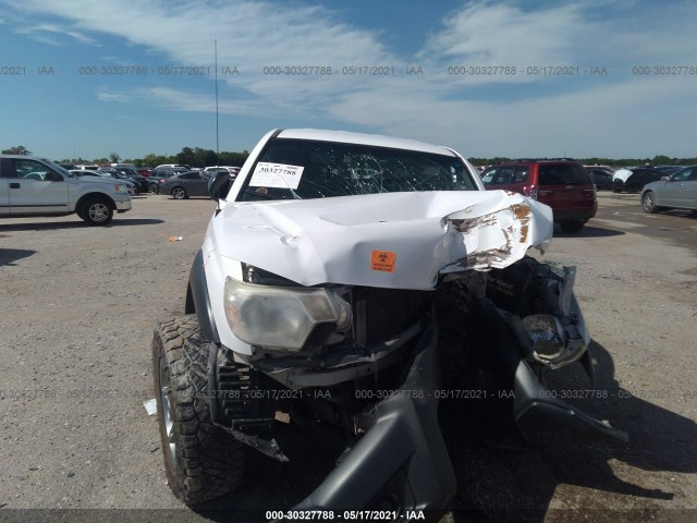 Photo 5 VIN: 5TFJU4GN2DX041518 - TOYOTA TACOMA 