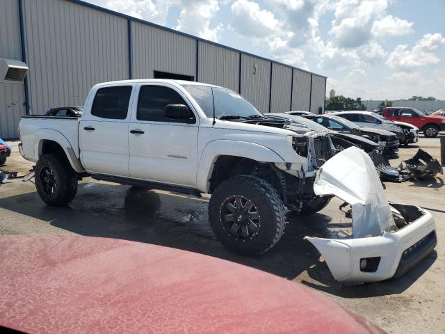 Photo 3 VIN: 5TFJU4GN2FX068902 - TOYOTA TACOMA 