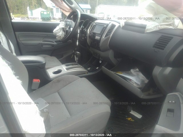 Photo 4 VIN: 5TFJU4GN2FX073128 - TOYOTA TACOMA 