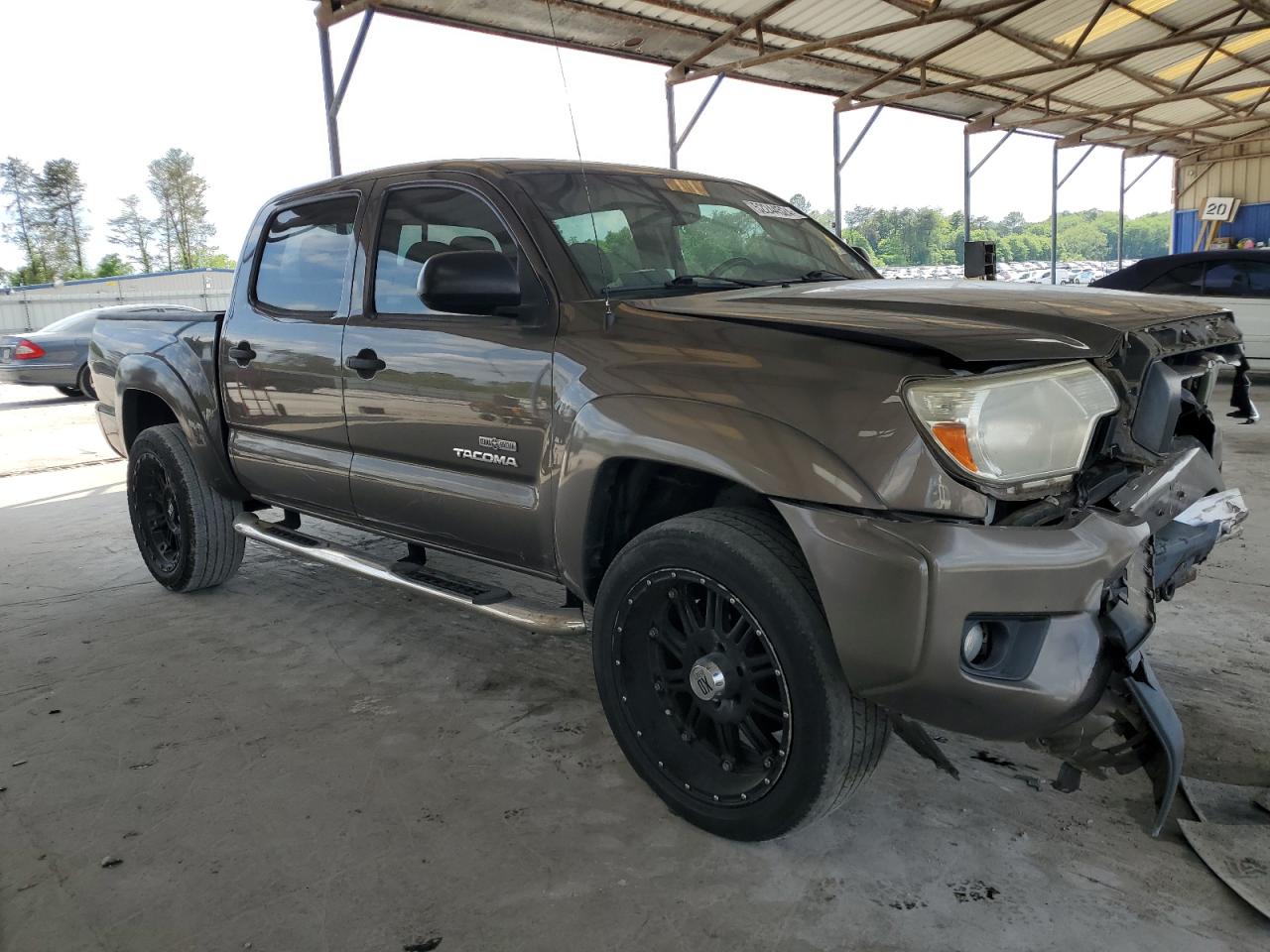 Photo 3 VIN: 5TFJU4GN3CX012995 - TOYOTA TACOMA 