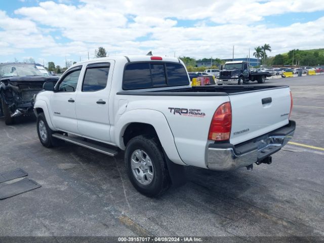 Photo 2 VIN: 5TFJU4GN3CX022779 - TOYOTA TACOMA 