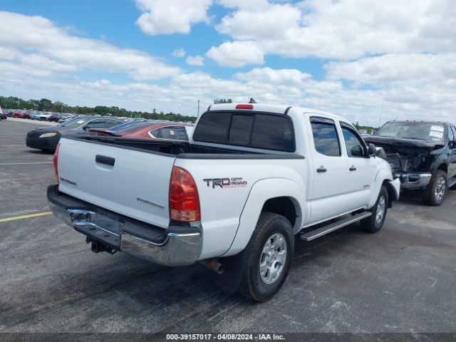 Photo 3 VIN: 5TFJU4GN3CX022779 - TOYOTA TACOMA 