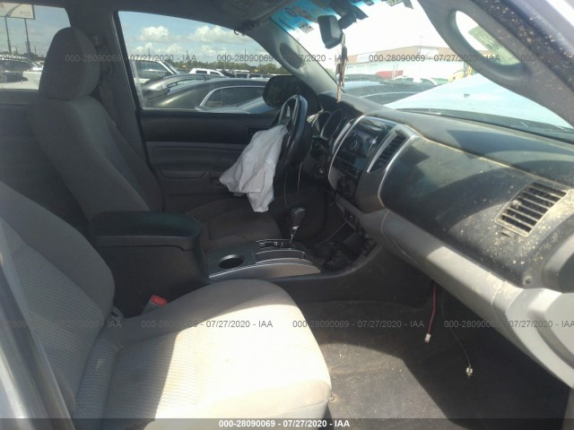 Photo 4 VIN: 5TFJU4GN3DX030219 - TOYOTA TACOMA 