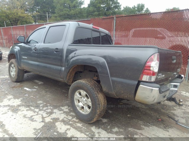 Photo 2 VIN: 5TFJU4GN3FX076636 - TOYOTA TACOMA 