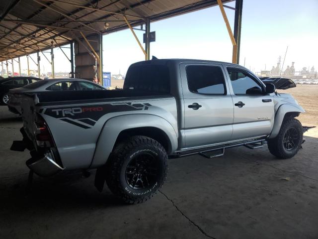 Photo 2 VIN: 5TFJU4GN4CX015680 - TOYOTA TACOMA DOU 