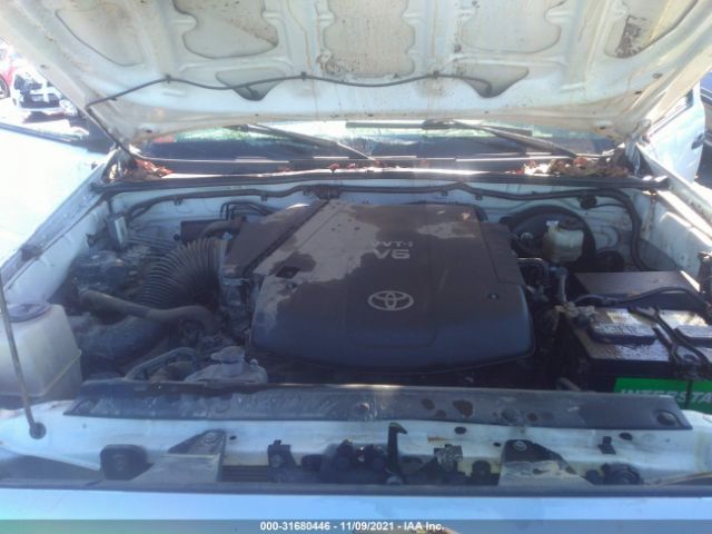 Photo 9 VIN: 5TFJU4GN4CX017977 - TOYOTA TACOMA 