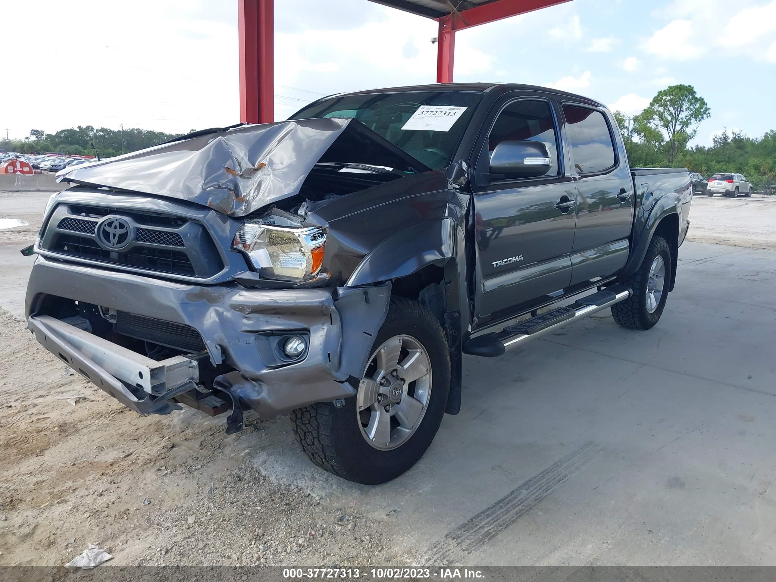 Photo 1 VIN: 5TFJU4GN4CX019874 - TOYOTA TACOMA 