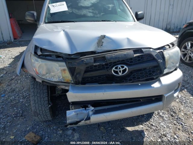 Photo 5 VIN: 5TFJU4GN5BX007313 - TOYOTA TACOMA 