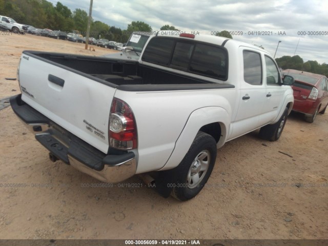 Photo 3 VIN: 5TFJU4GN5BX007490 - TOYOTA TACOMA 