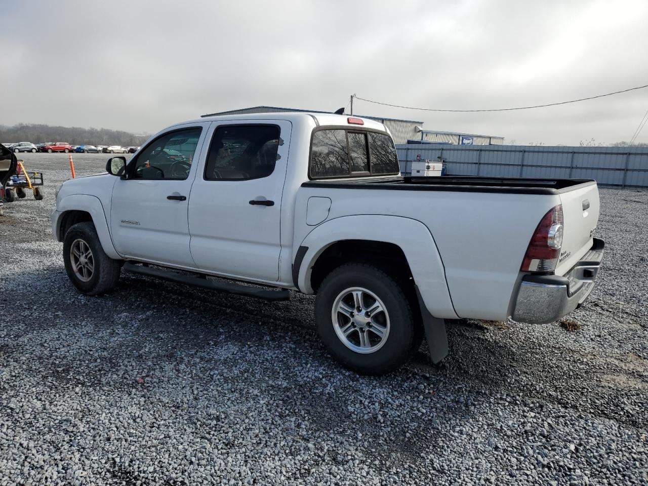 Photo 1 VIN: 5TFJU4GN5CX015171 - TOYOTA TACOMA 