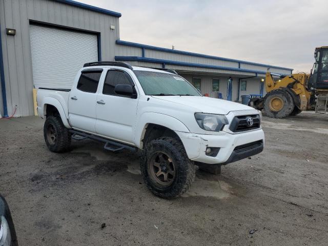 Photo 3 VIN: 5TFJU4GN5CX016465 - TOYOTA TACOMA 