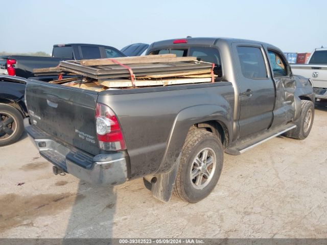 Photo 3 VIN: 5TFJU4GN6BX005411 - TOYOTA TACOMA 