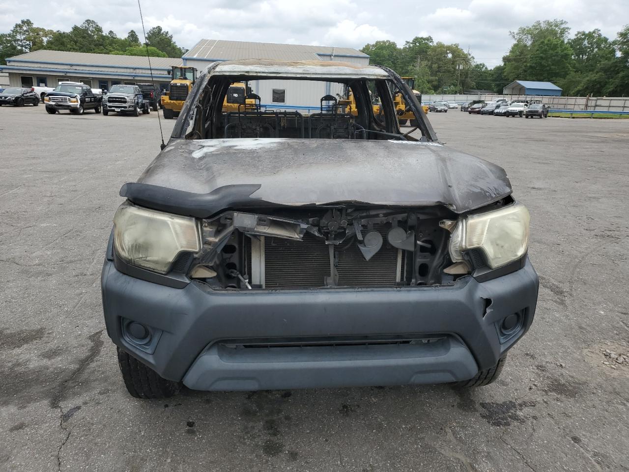 Photo 4 VIN: 5TFJU4GN6CX020623 - TOYOTA TACOMA 