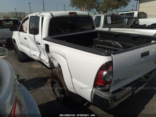 Photo 2 VIN: 5TFJU4GN6DX030960 - TOYOTA TACOMA 