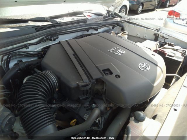 Photo 9 VIN: 5TFJU4GN6DX030960 - TOYOTA TACOMA 