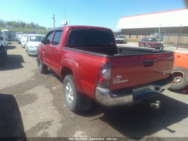 Photo 2 VIN: 5TFJU4GN6DX047726 - TOYOTA TACOMA 