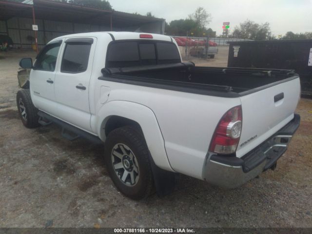 Photo 2 VIN: 5TFJU4GN7FX075618 - TOYOTA TACOMA 