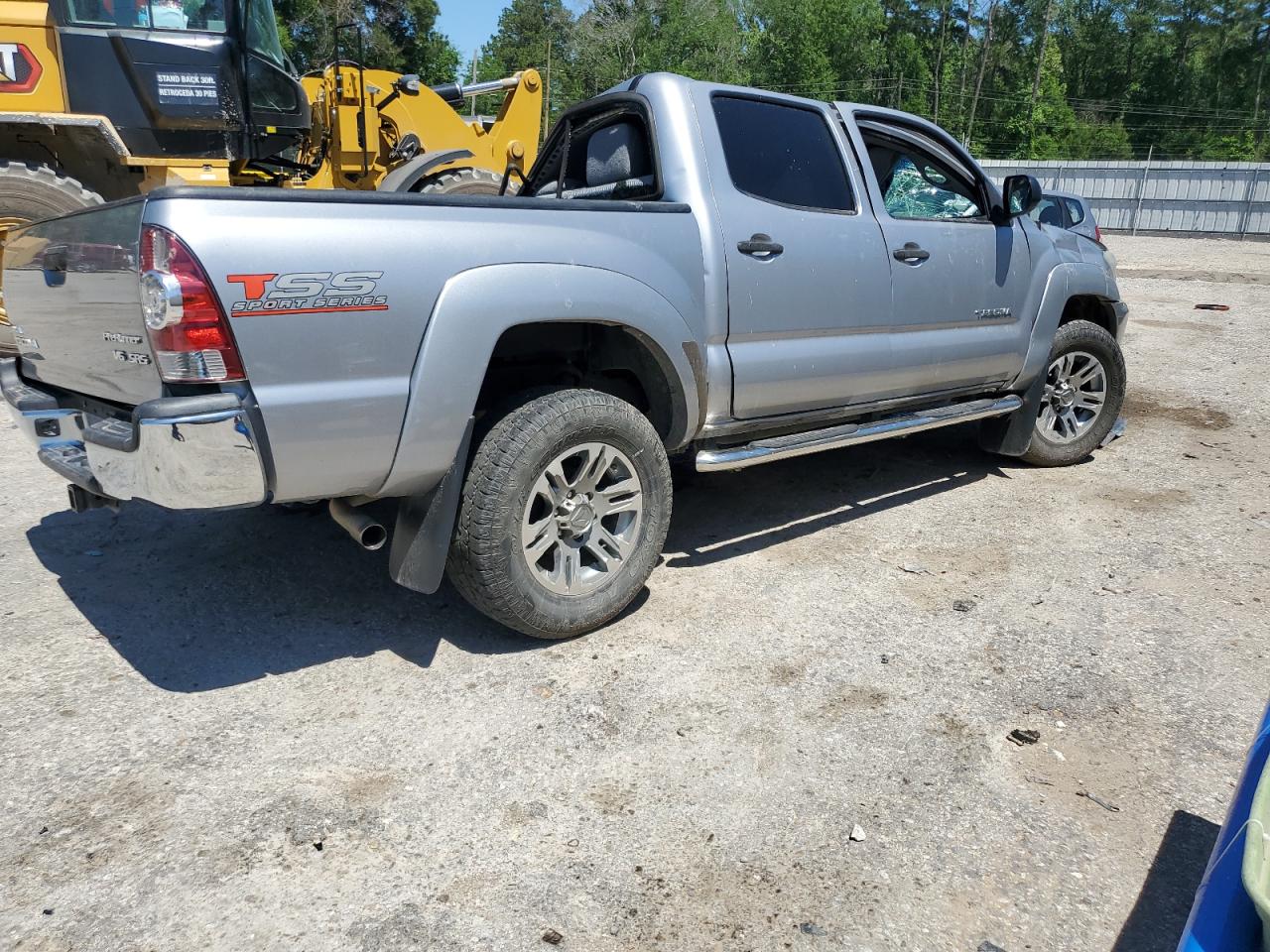 Photo 2 VIN: 5TFJU4GN7FX080642 - TOYOTA TACOMA 