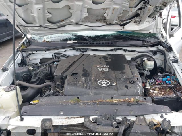 Photo 9 VIN: 5TFJU4GN8DX037702 - TOYOTA TACOMA 