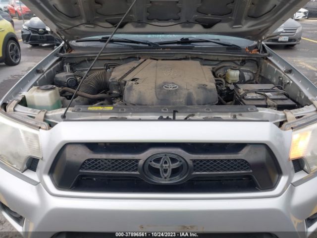 Photo 9 VIN: 5TFJU4GN9CX025007 - TOYOTA TACOMA 