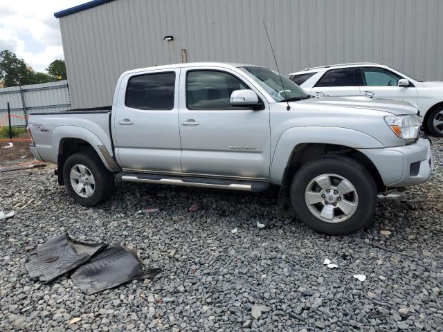 Photo 3 VIN: 5TFJU4GN9DX028846 - TOYOTA TACOMA DOU 