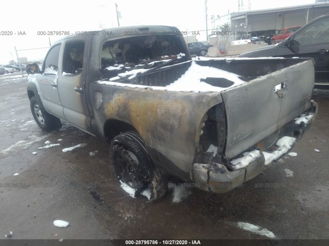 Photo 2 VIN: 5TFJU4GN9DX039135 - TOYOTA TACOMA 