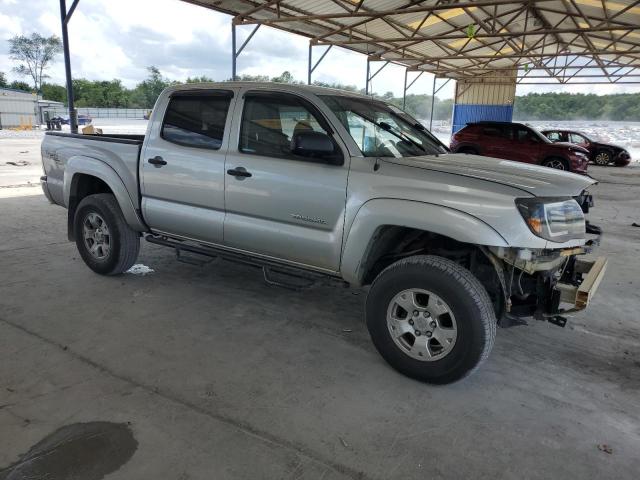 Photo 3 VIN: 5TFJU4GNXBX005962 - TOYOTA TACOMA DOU 