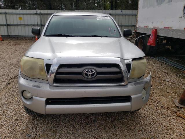 Photo 4 VIN: 5TFJU4GNXBX007453 - TOYOTA TACOMA DOU 