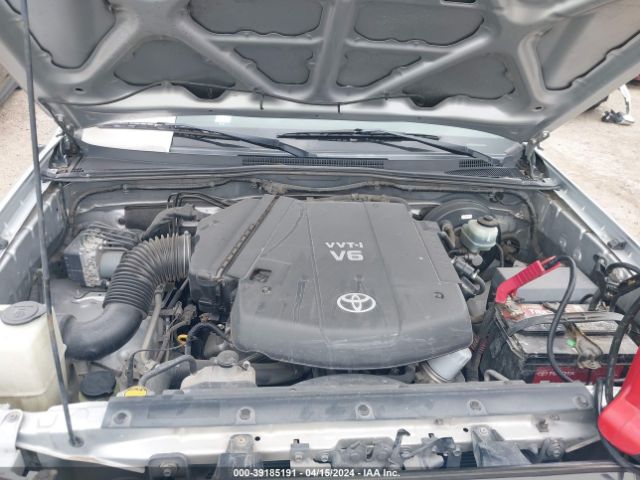 Photo 9 VIN: 5TFJU4GNXBX009400 - TOYOTA TACOMA 