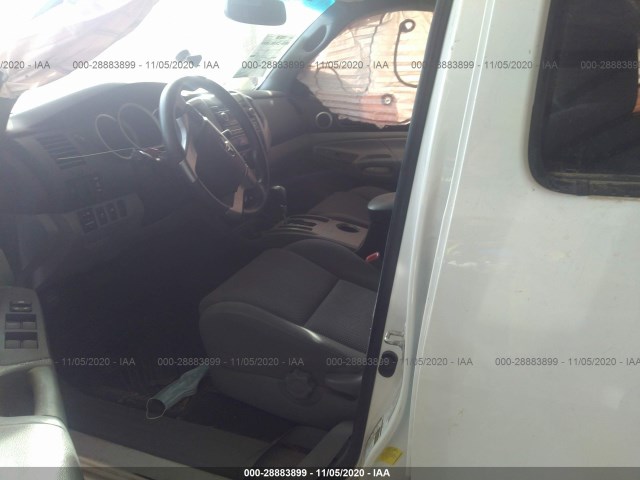 Photo 4 VIN: 5TFJU4GNXCX022892 - TOYOTA TACOMA 