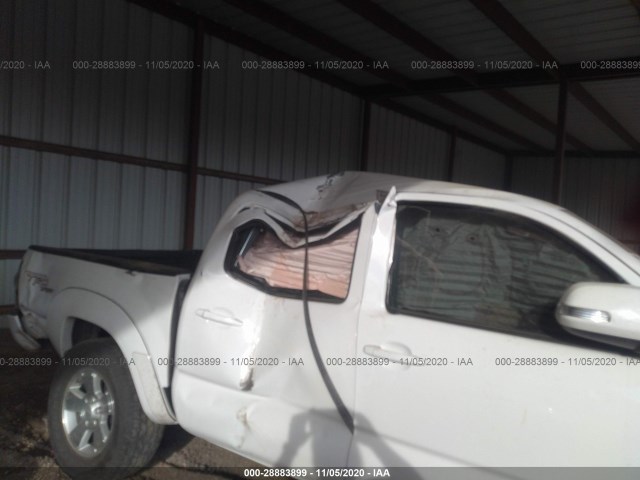 Photo 5 VIN: 5TFJU4GNXCX022892 - TOYOTA TACOMA 