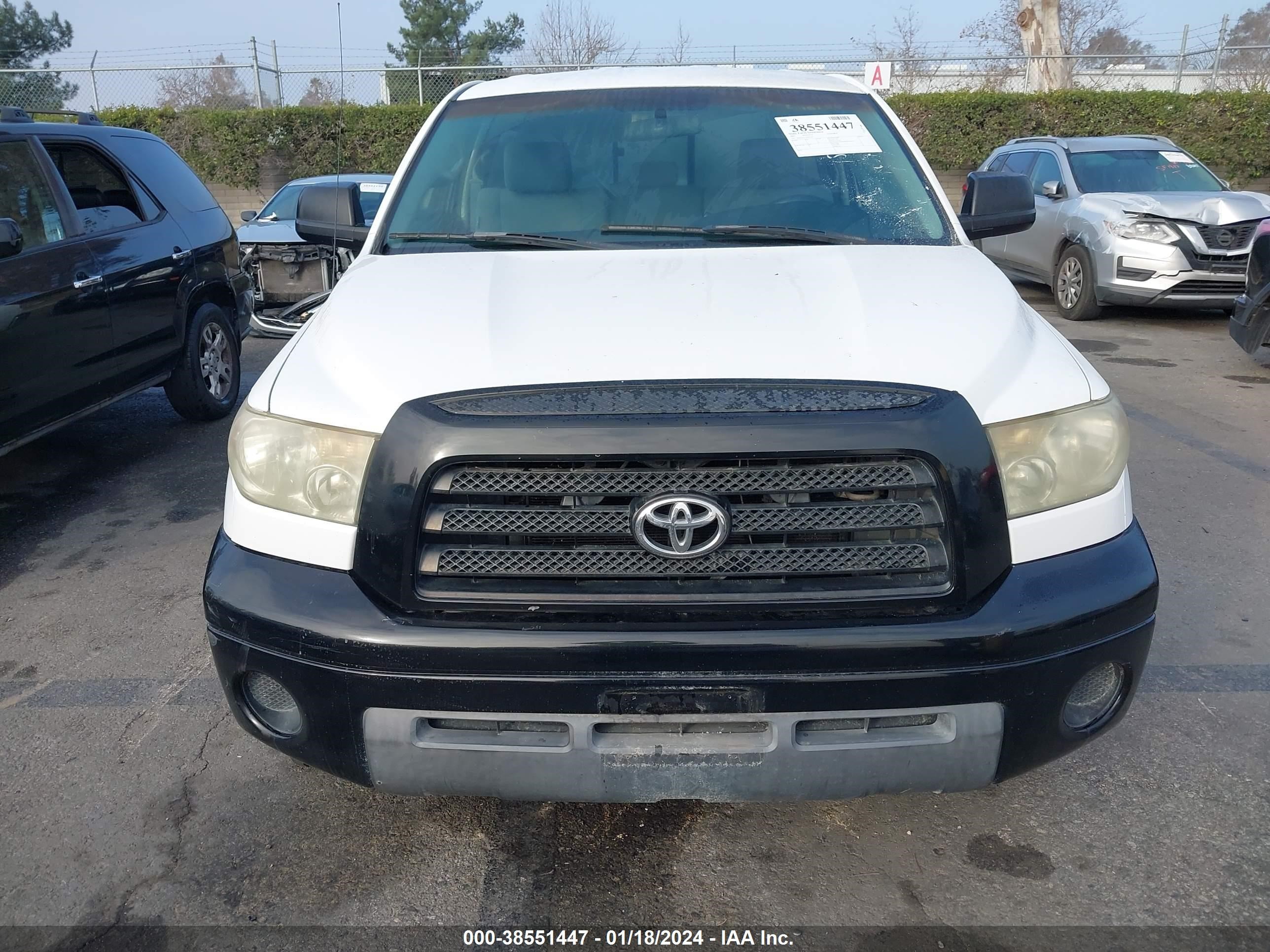 Photo 10 VIN: 5TFJU52157X001139 - TOYOTA TUNDRA 