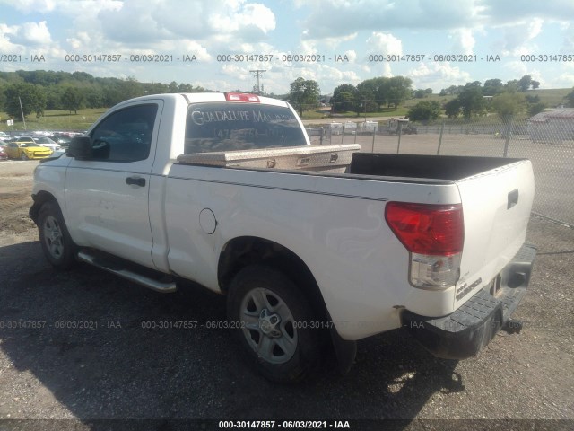 Photo 2 VIN: 5TFJU5F19DX004969 - TOYOTA TUNDRA 2WD TRUCK 