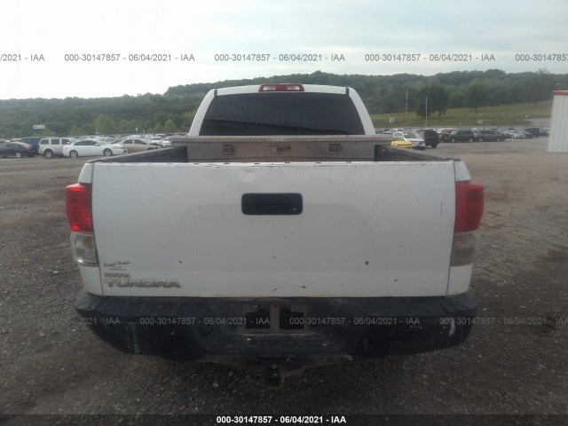 Photo 7 VIN: 5TFJU5F19DX004969 - TOYOTA TUNDRA 2WD TRUCK 