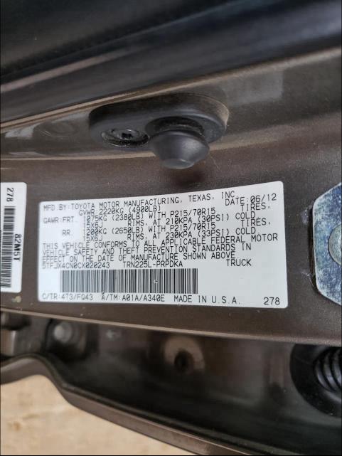 Photo 9 VIN: 5TFJX4CN0CX020243 - TOYOTA TACOMA DOU 